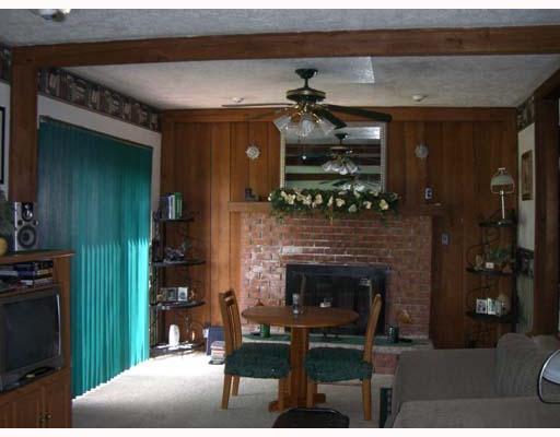 24 Carlisle Road Transfer, PA 16154 - Photo 9 of 18 Den/Family/Great Room.