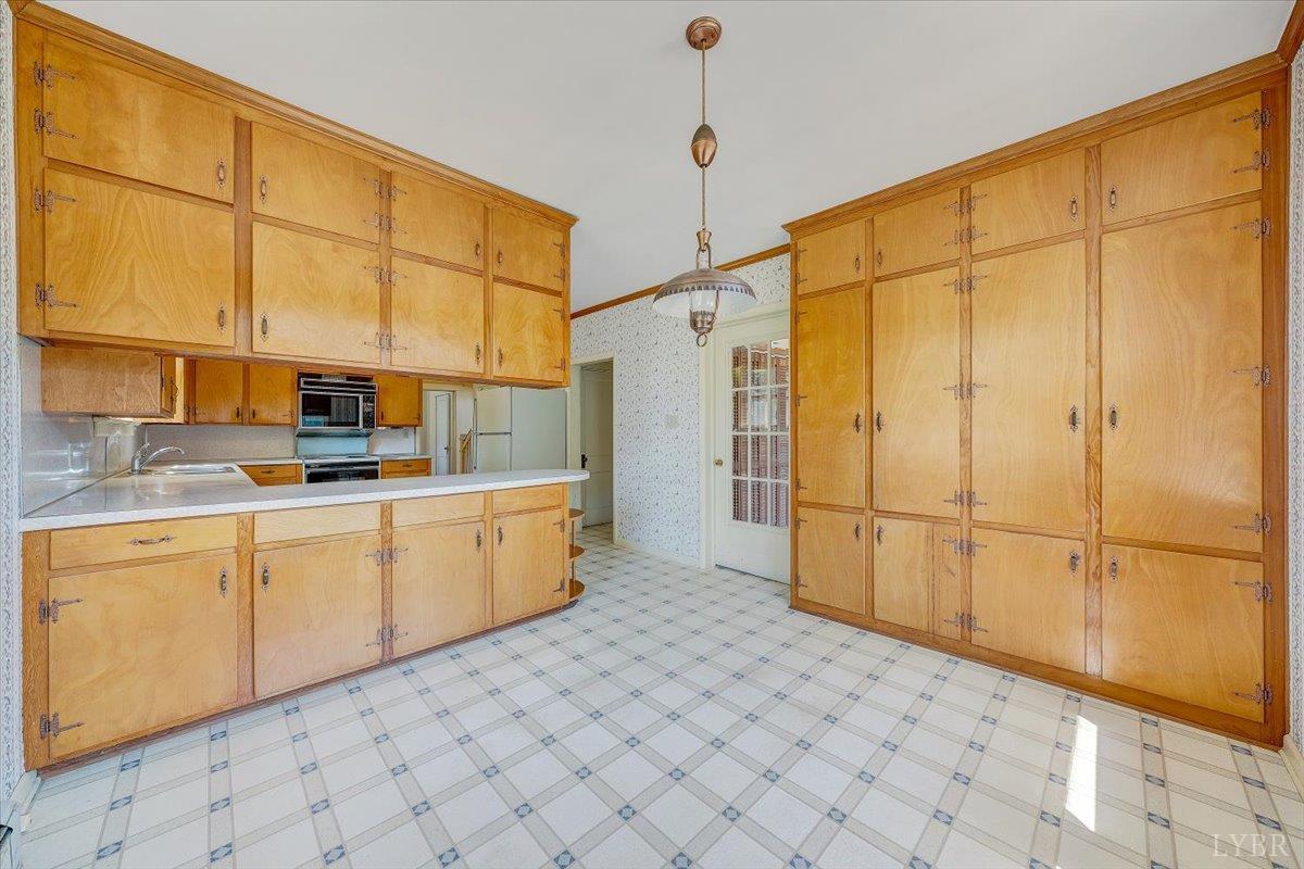 1426 Redfields Road Appomattox, VA 24522 - Photo 33 of 77 Gallery Image 33