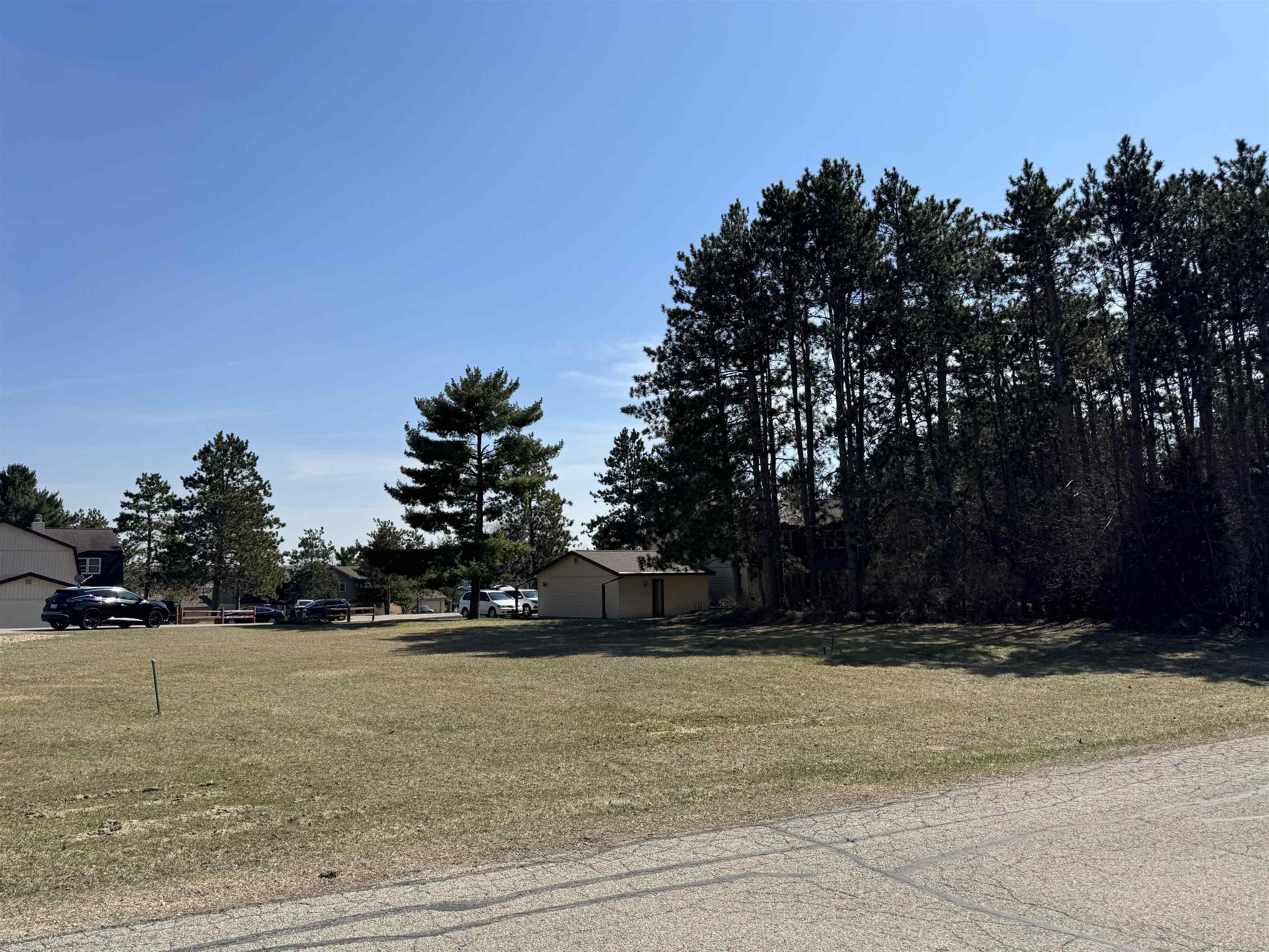 315 Saddle Ridge Portage, WI 53901 - Photo 12 of 14