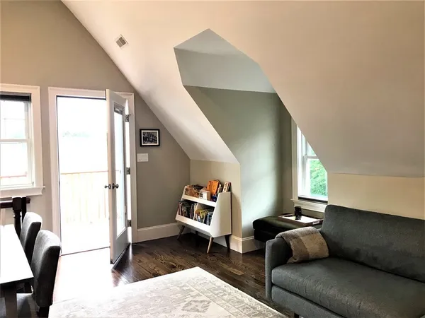 $4,500 | 27 Albion Street, Unit 3, Somerville, MA 02143