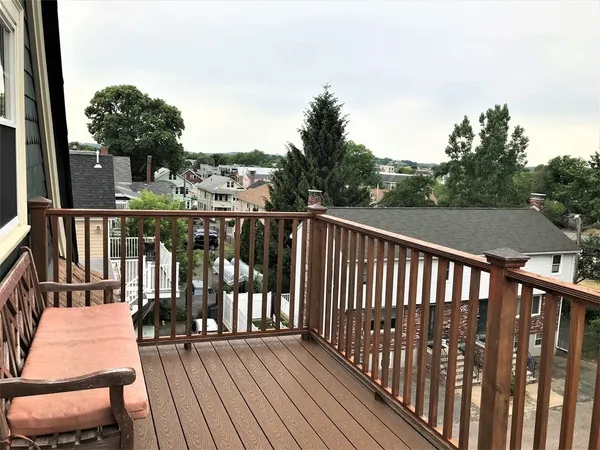$4,500 | 27 Albion Street, Unit 3, Somerville, MA 02143