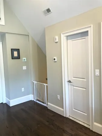 $4,500 | 27 Albion Street, Unit 3, Somerville, MA 02143