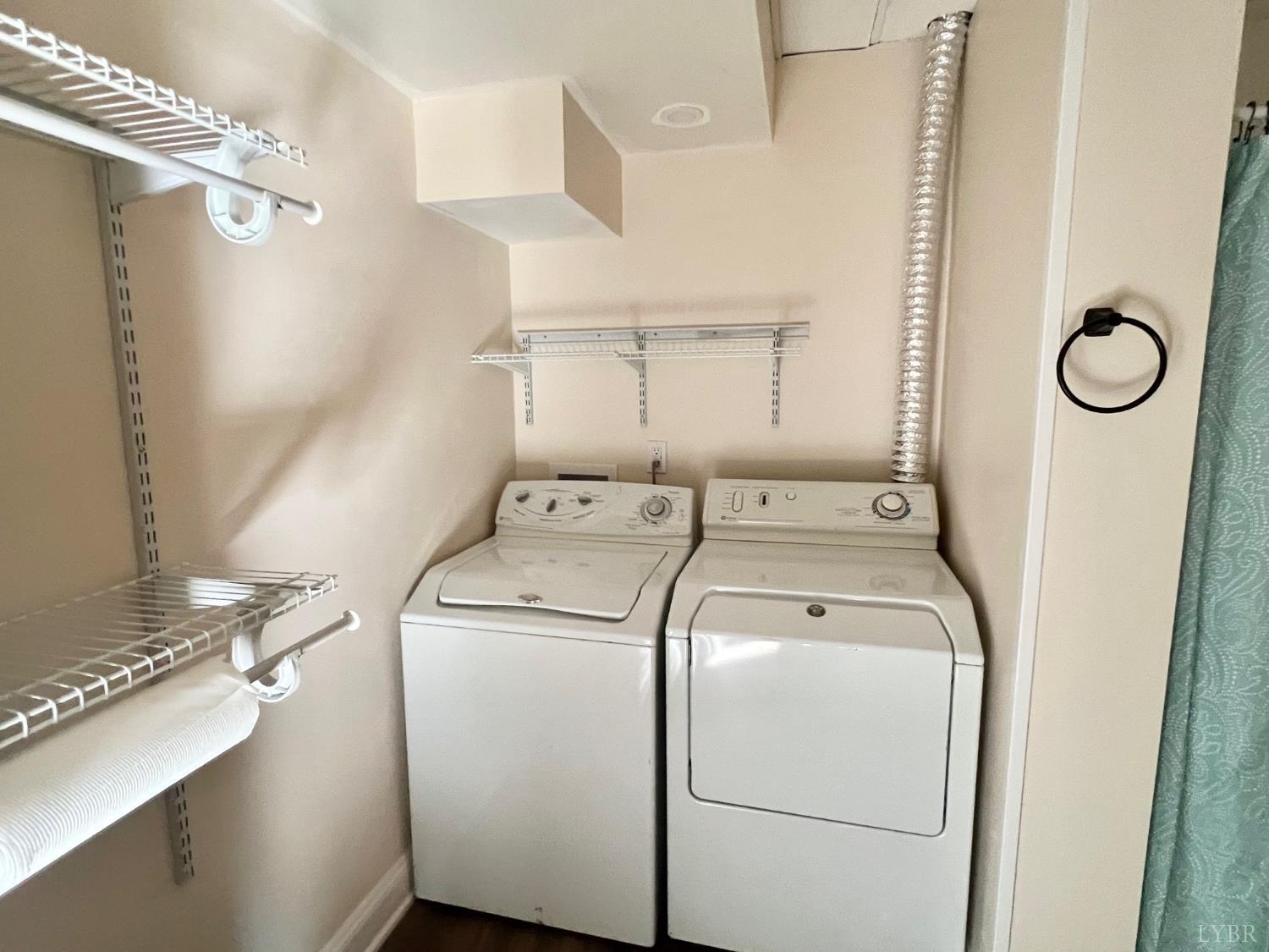1139 Macon Loop Lynchburg, VA 24503 - Photo 52 of 63 a utility room with dryer and washer