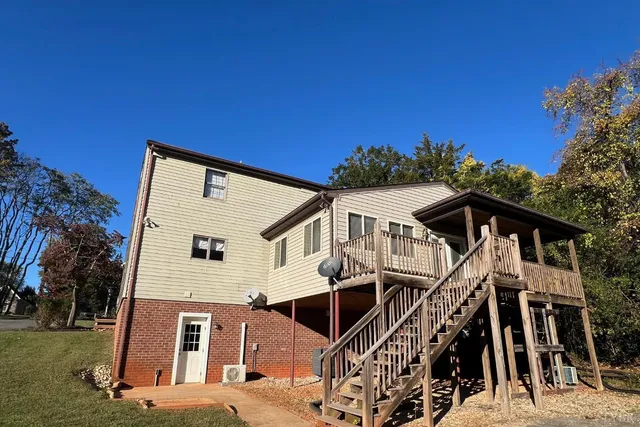 $399,900 | 1139 Macon Loop, Lynchburg, VA 24503