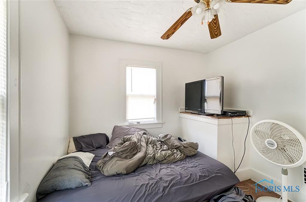 2040 Wyndhurst Road Toledo, OH 43607 - Photo 11 of 19 Gallery Image 11