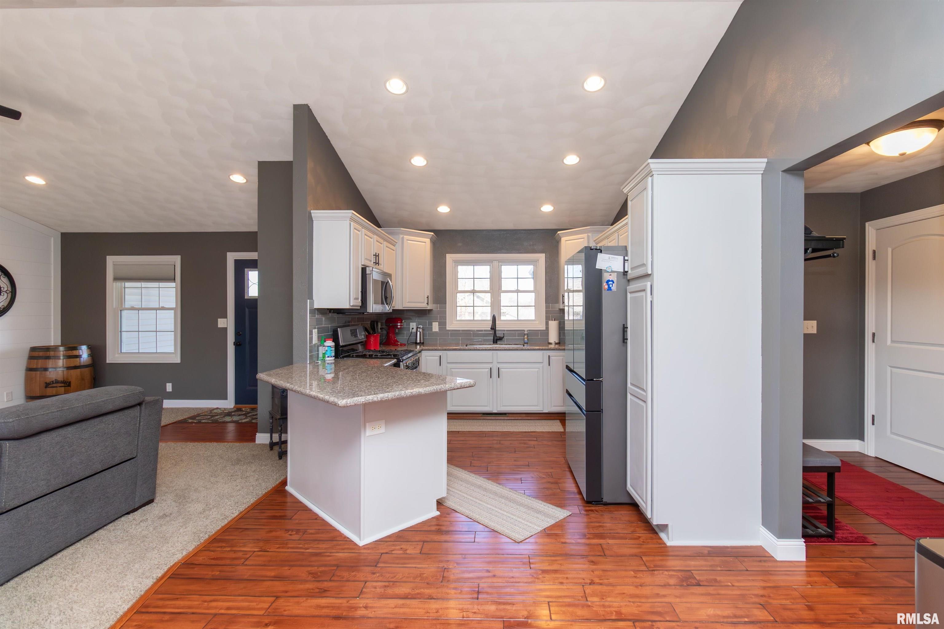26 Osprey Court Pekin, IL 61554 - Photo 18 of 57
