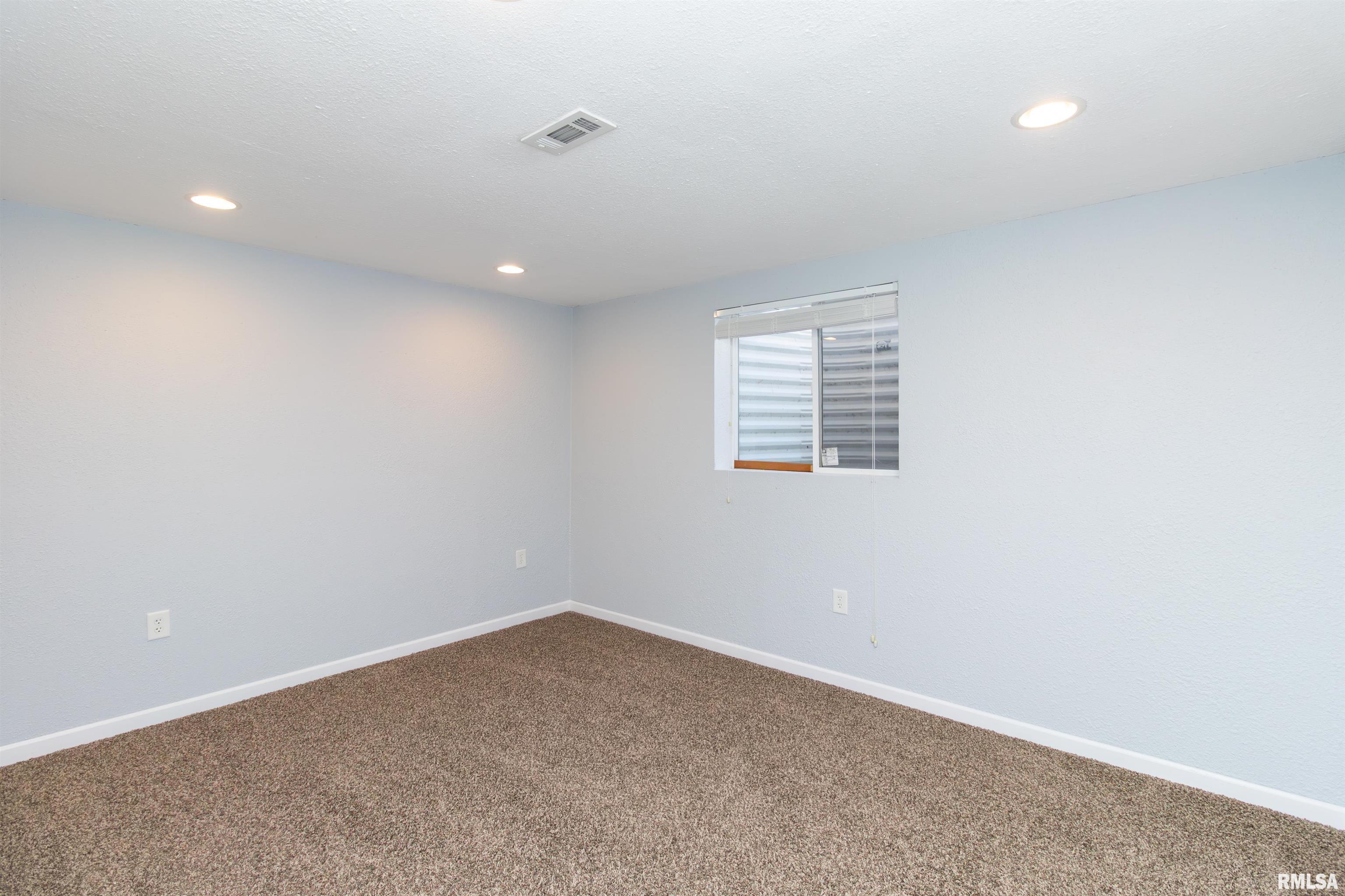 26 Osprey Court Pekin, IL 61554 - Photo 46 of 57