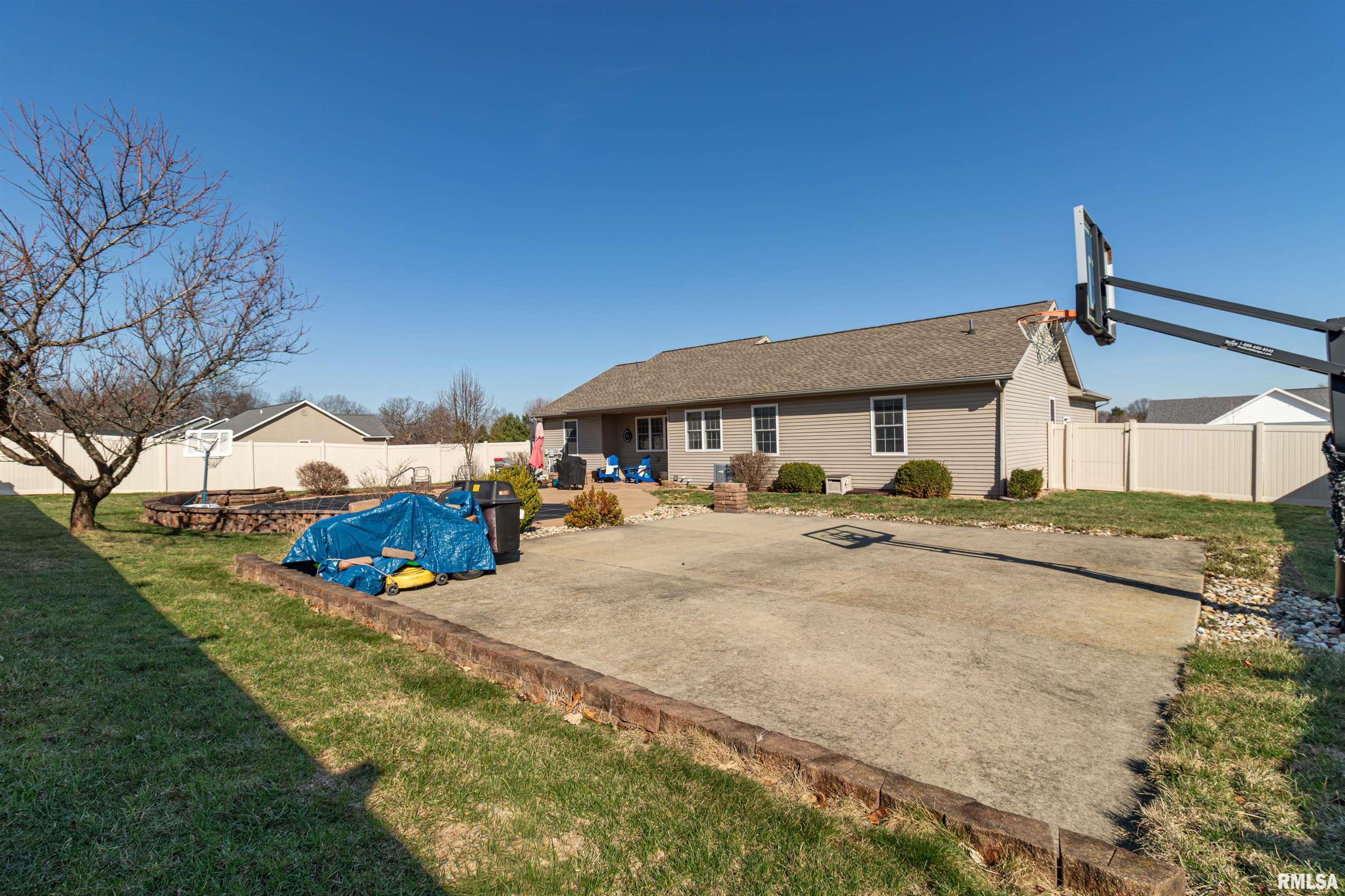 26 Osprey Court Pekin, IL 61554 - Photo 55 of 57