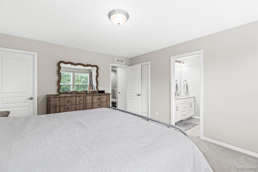 2849 Hartwick Drive Rochester, MI 48307 - Photo 18 of 53
