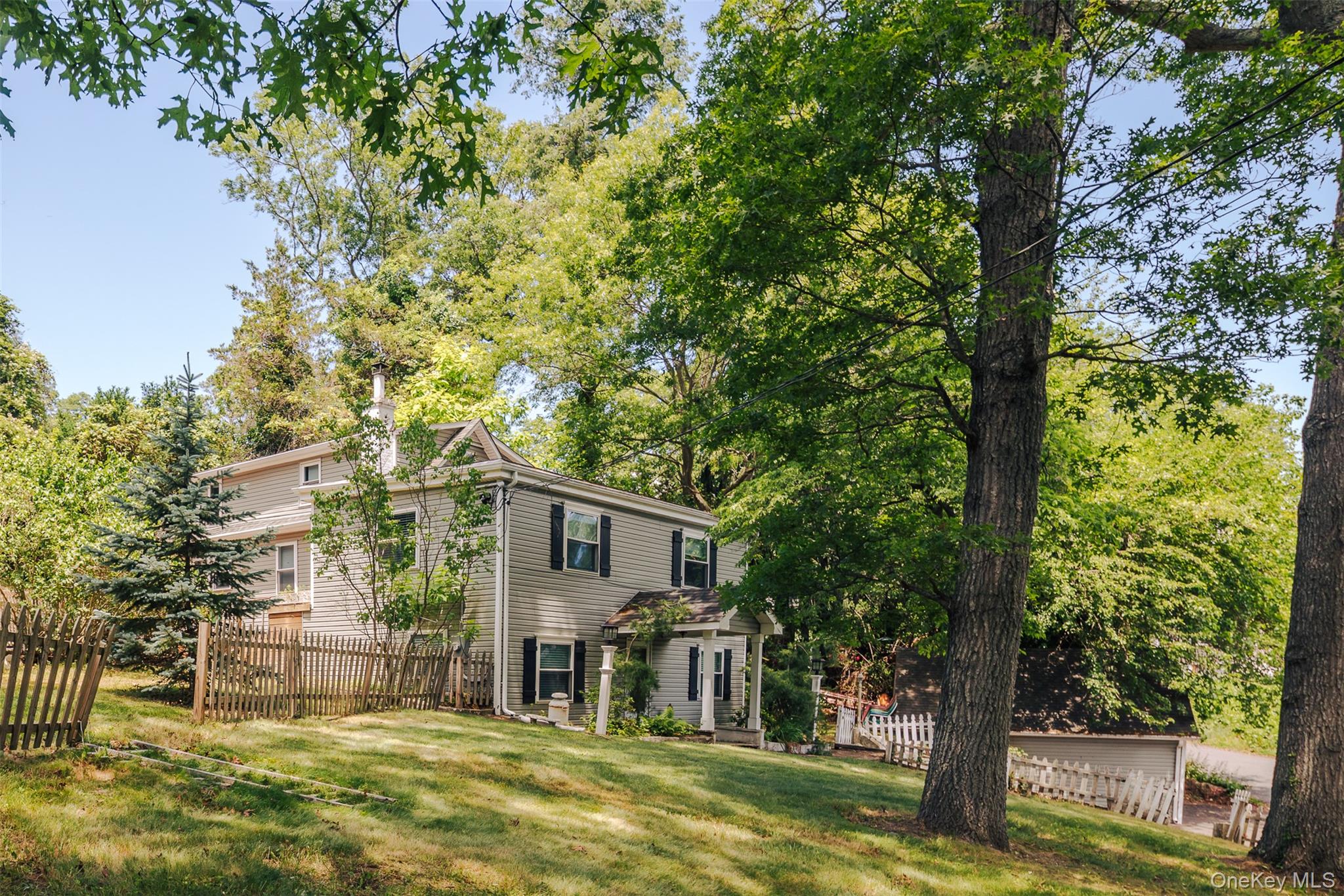 33 Port Washington Road Sound Beach, NY 11789 - Photo 18 of 25