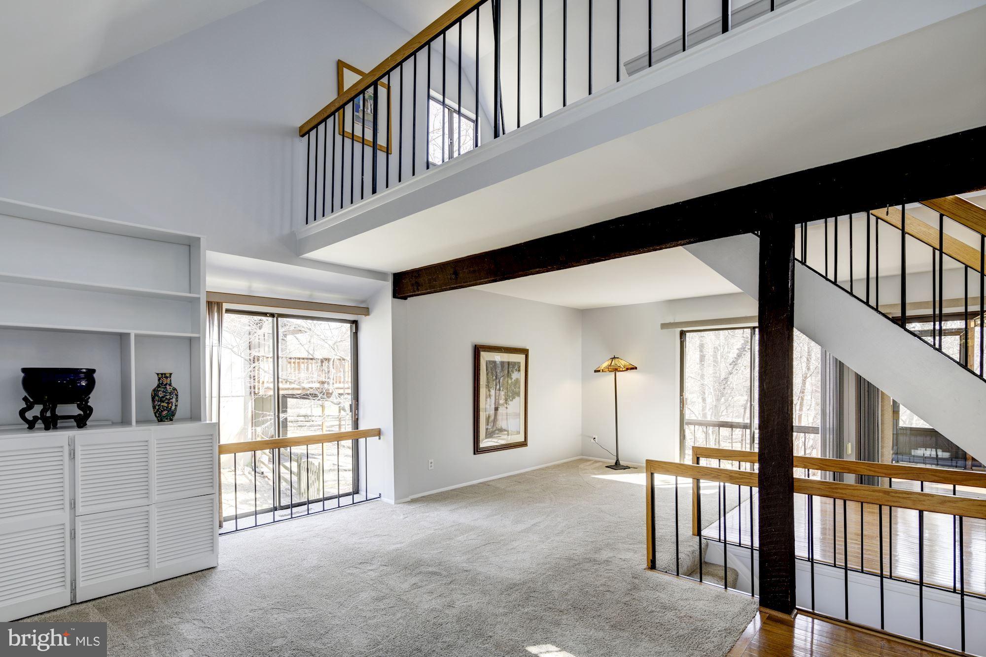 9510 Good Lion Road Columbia, MD 21045 - Photo 7 of 63 AMBERLY BLDERS DESIGNED 1ST LEVEL FOR ENTERTAINING