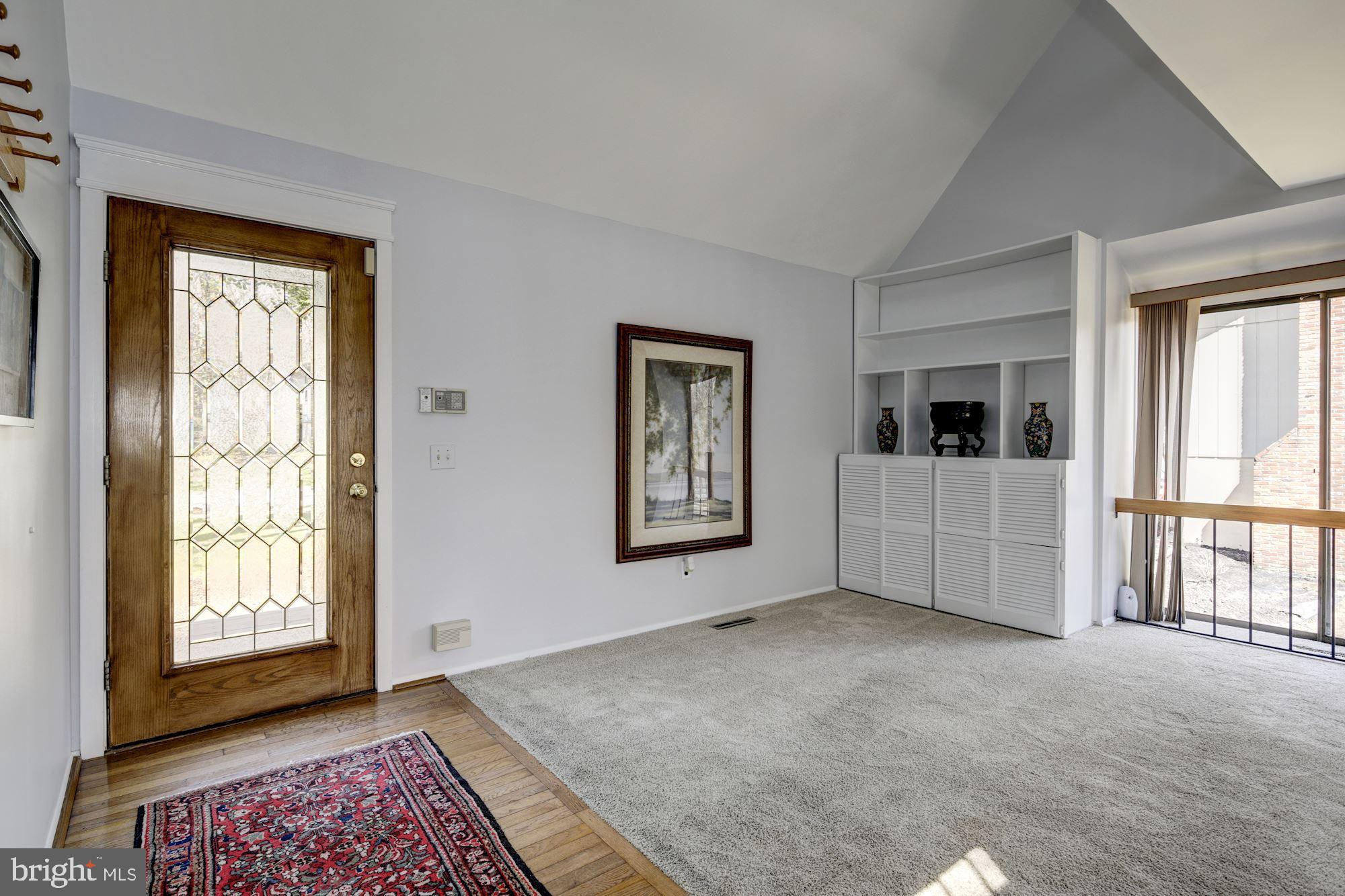 9510 Good Lion Road Columbia, MD 21045 - Photo 8 of 63 REPLACED BEVELED GLASS FRONT DOOR *ENTRY BUILTINS