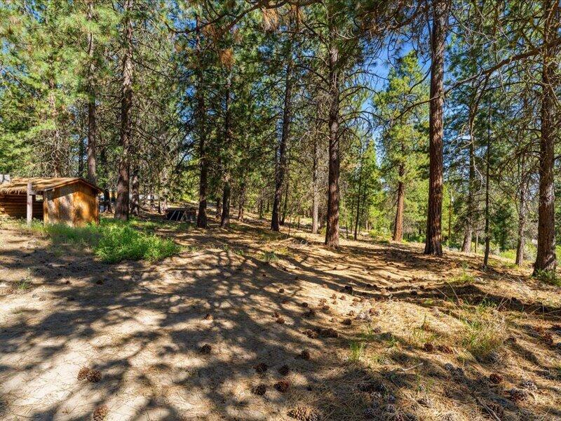 40060 Incline Drive Chiloquin, OR 97624 - Photo 20 of 26 a view of outdoor space with deck and trees