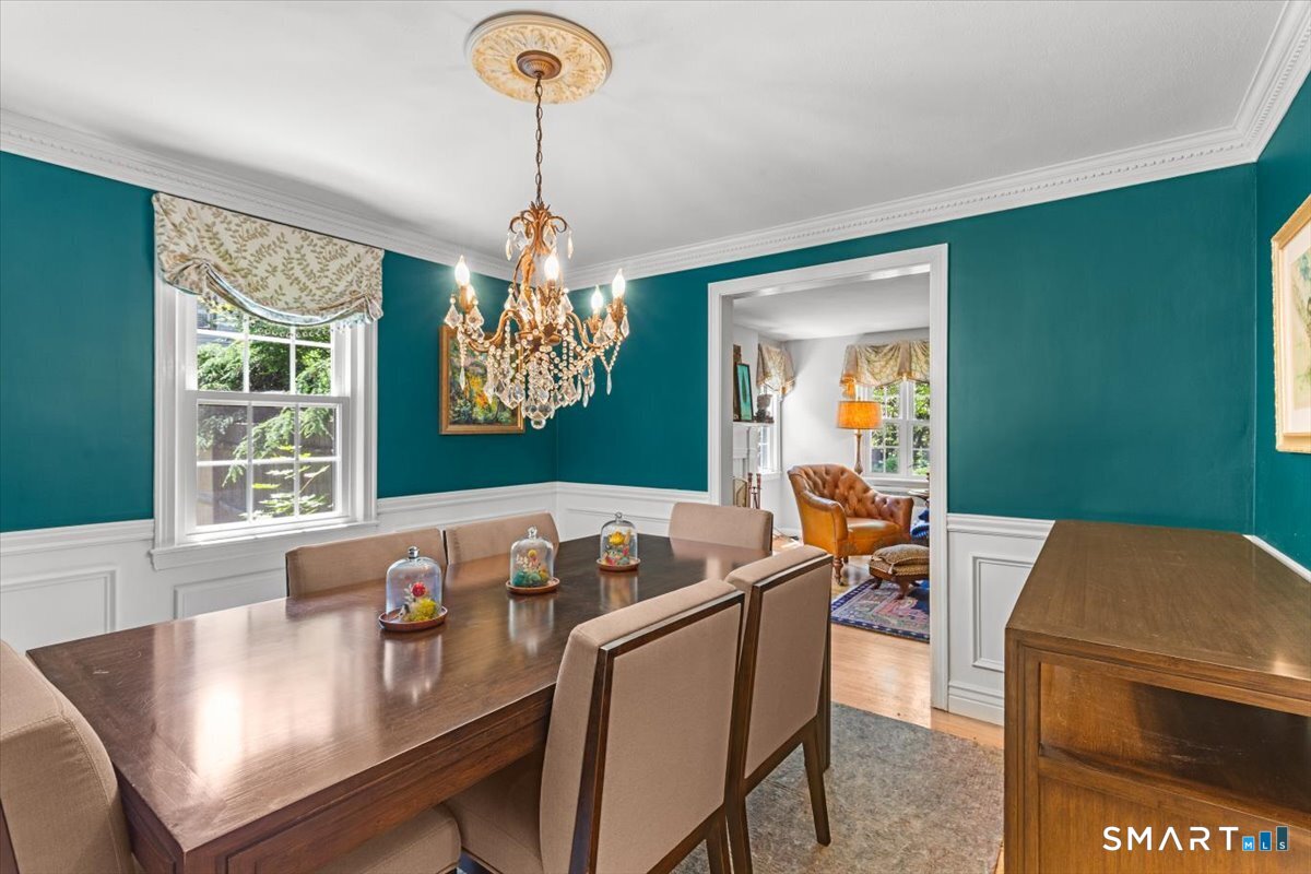 42 Gifford Road West Hartford, CT 06119 - Photo 9 of 28