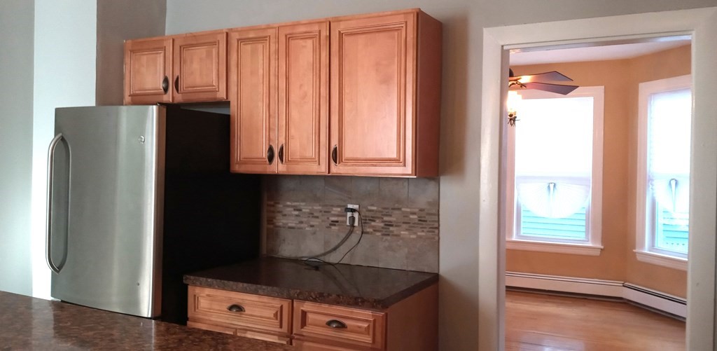 16 Rosebery Road Boston, MA 02136 - Photo 8 of 24 Gallery Image 8