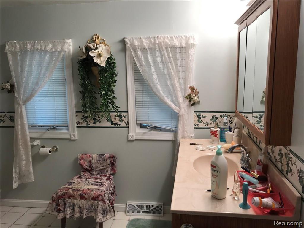 3790 South Lapeer Road Metamora, MI 48455 - Photo 23 of 44 F369AA03-3516-4ADF-8105-566D45D87516.jpeg