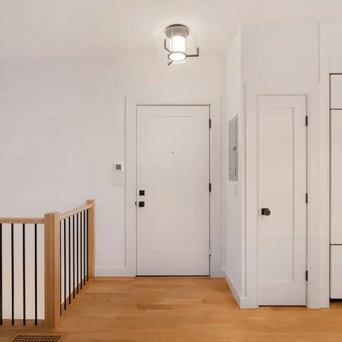 $1,195,000 | 1618 Beacon Street, Unit 1, Brookline, MA 02446