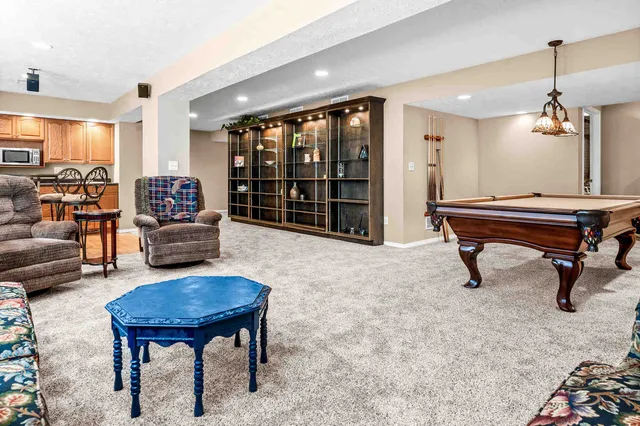 $505,000 | 1902 Quail Run CC Court, Normal, IL 61761