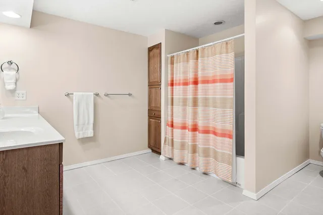 $505,000 | 1902 Quail Run CC Court, Normal, IL 61761