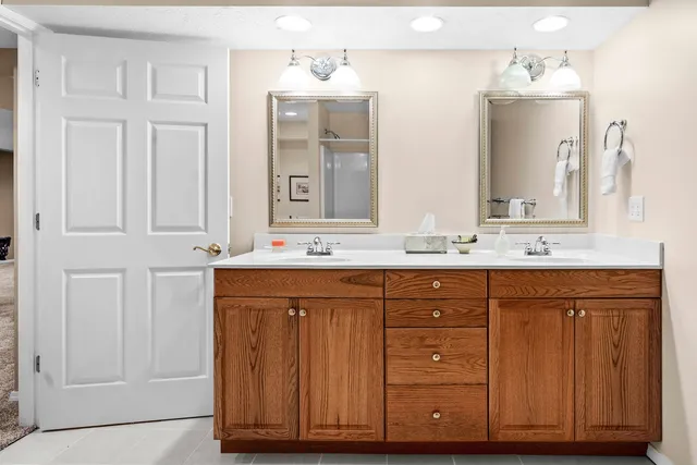 $505,000 | 1902 Quail Run CC Court, Normal, IL 61761