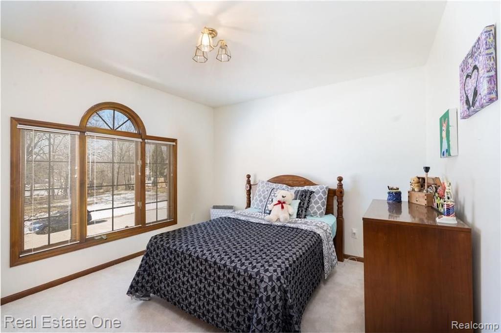 1312 Kingspath Drive Rochester Hills, MI 48306 - Photo 15 of 24