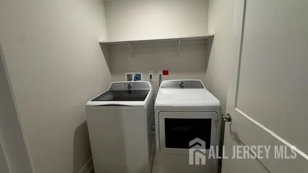 $4,500 | 614 Fremont Drive, Manalapan, NJ 07726