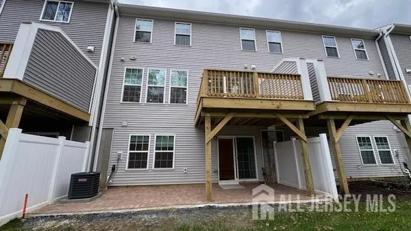 $4,500 | 614 Fremont Drive, Manalapan, NJ 07726