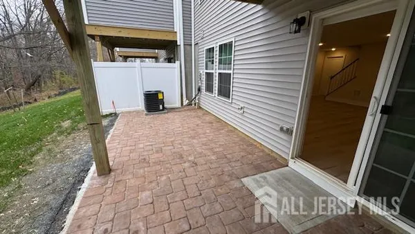 $4,500 | 614 Fremont Drive, Manalapan, NJ 07726