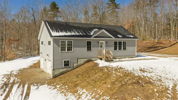 $458,900 | 347 Quaker Ridge Road, Casco, ME 04015