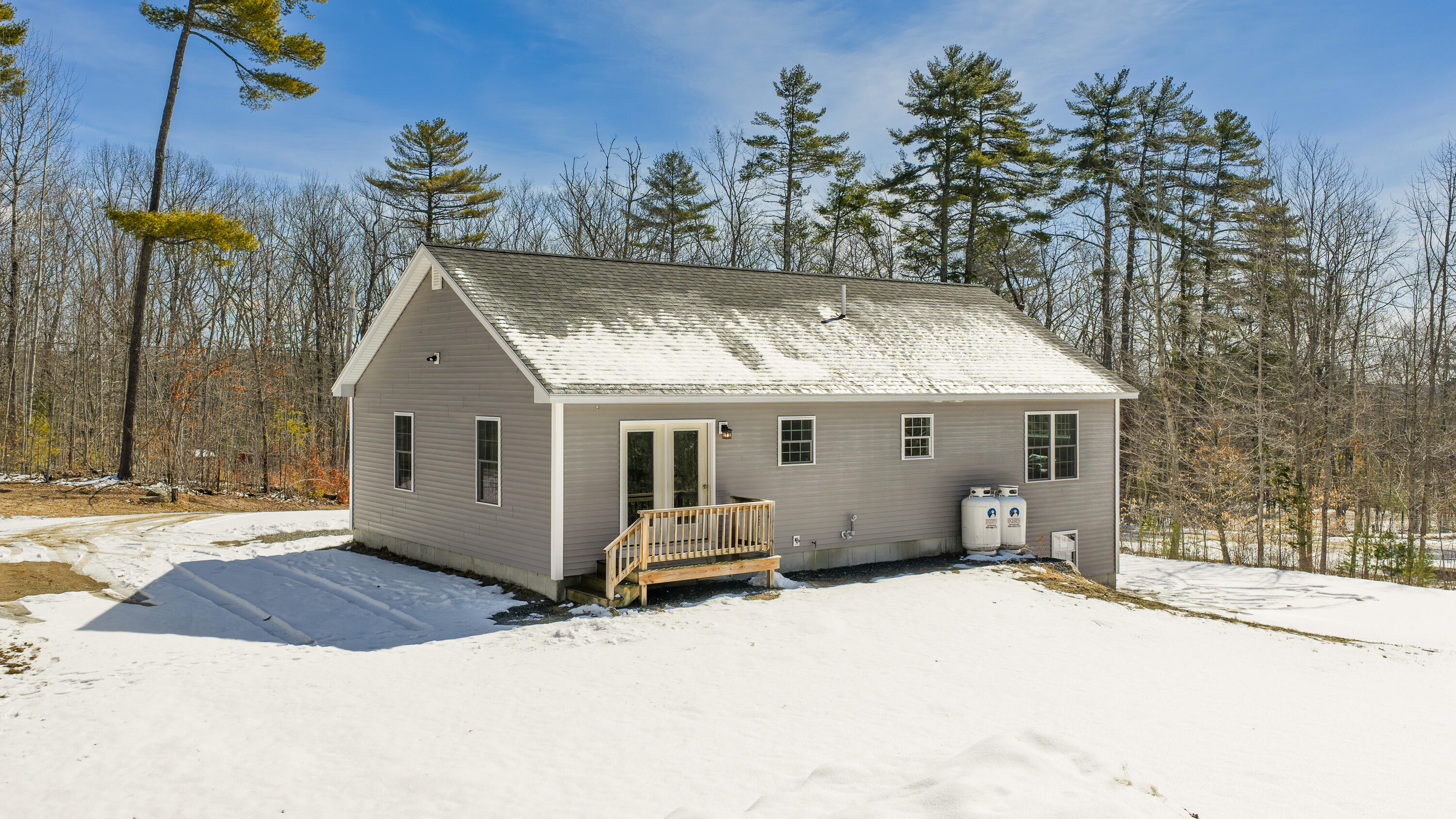 347 Quaker Ridge Road Casco, ME 04015 - Photo 5 of 55 347 Quaker Ridge Road Casco-8