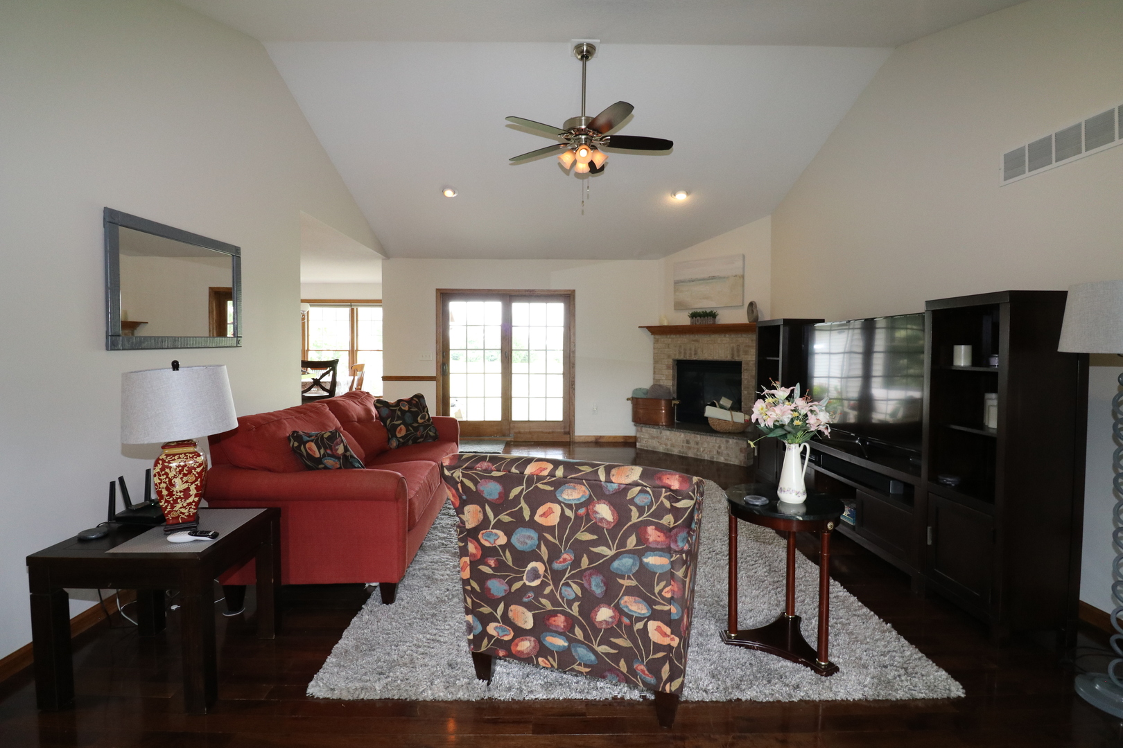 8233 Township Road Clinton, IL 61727 - Photo 4 of 23