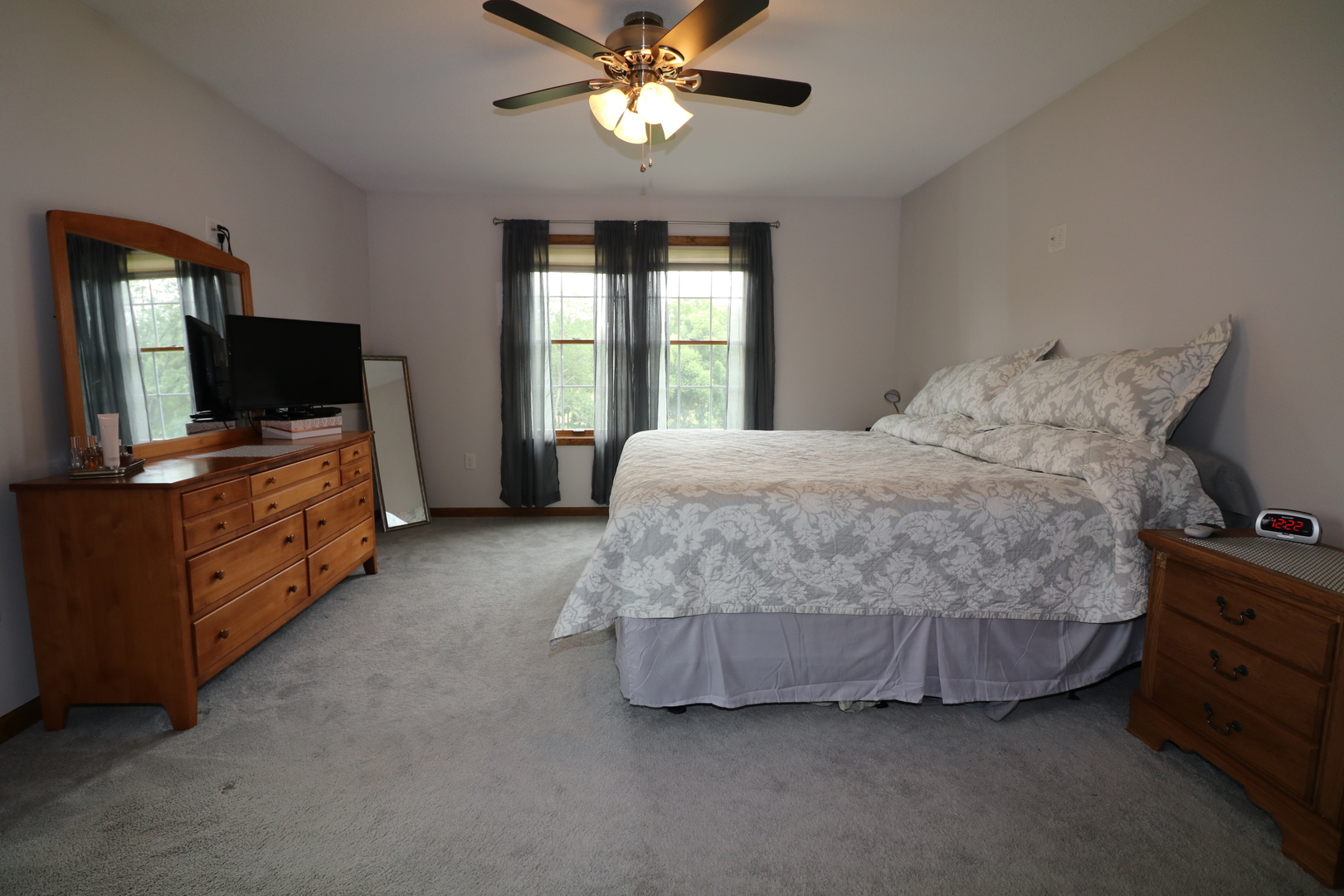 8233 Township Road Clinton, IL 61727 - Photo 9 of 23