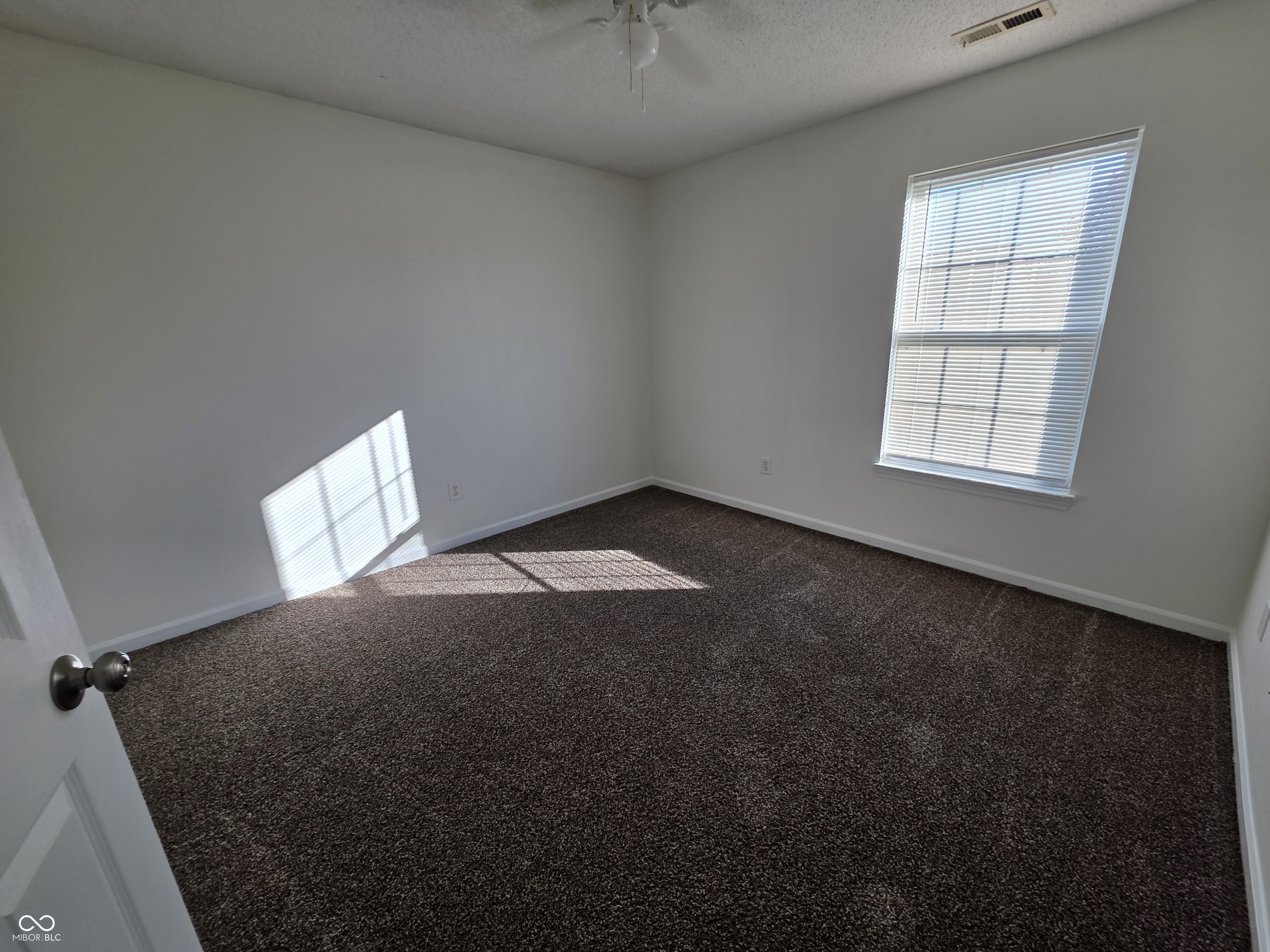 11329 Smoothbark Drive Indianapolis, IN 46235 - Photo 14 of 21