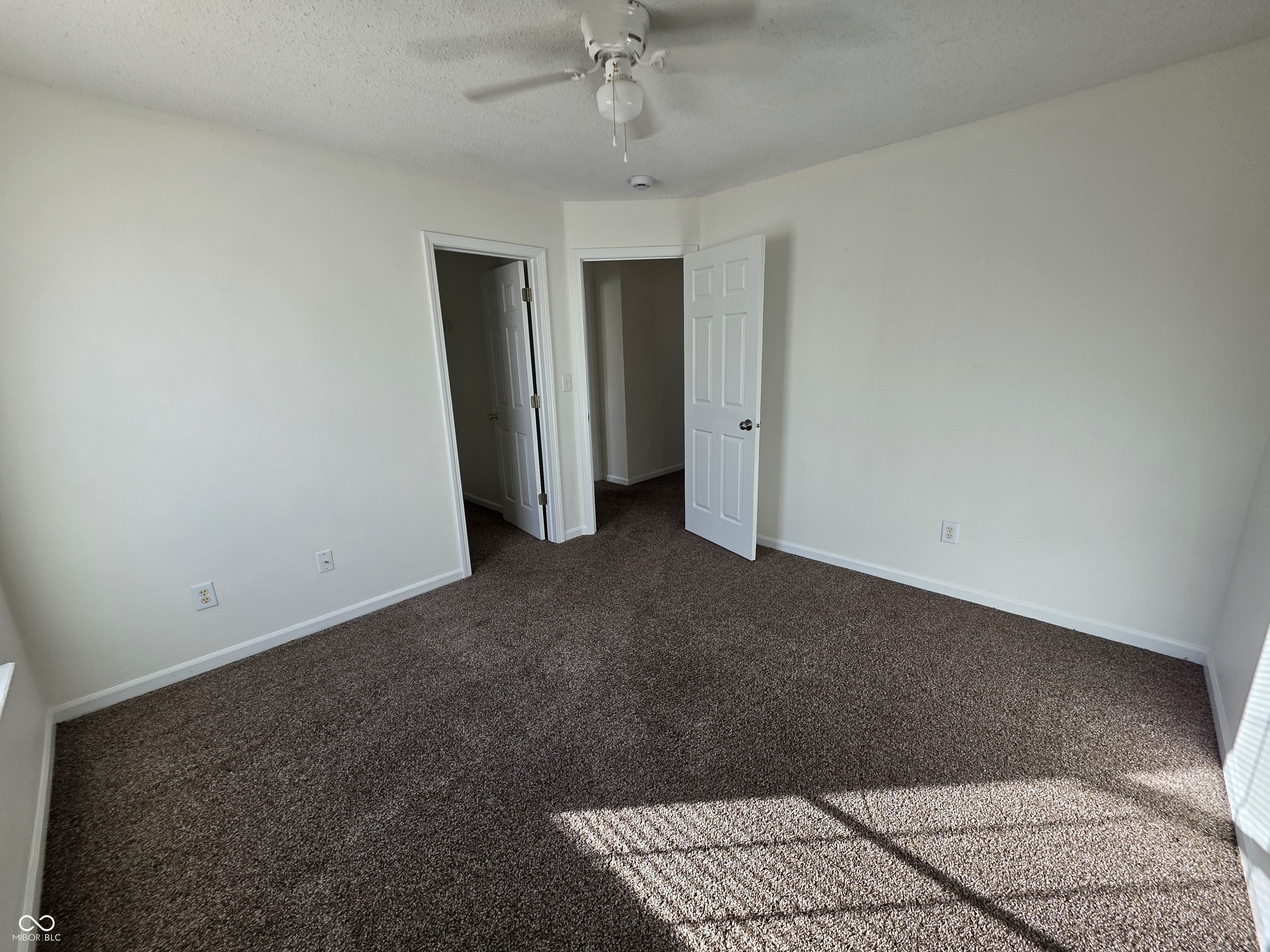 11329 Smoothbark Drive Indianapolis, IN 46235 - Photo 15 of 21