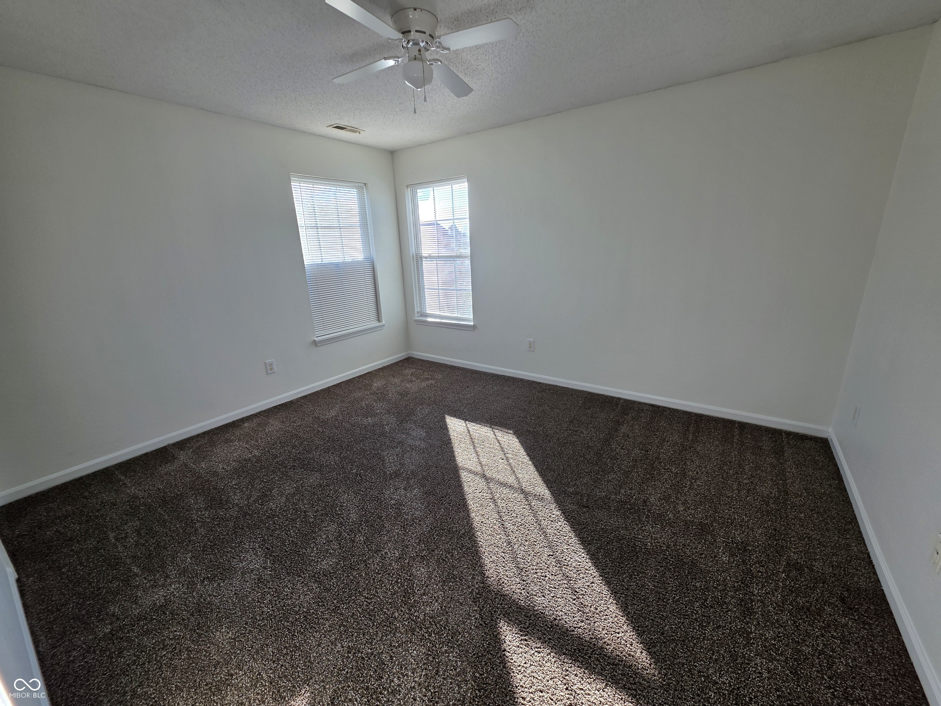 11329 Smoothbark Drive Indianapolis, IN 46235 - Photo 16 of 21