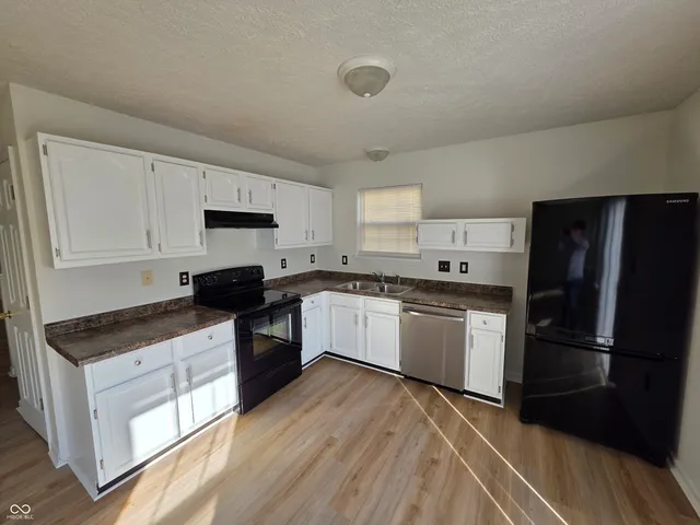 $1,950 | 11329 Smoothbark Drive, Indianapolis, IN 46235