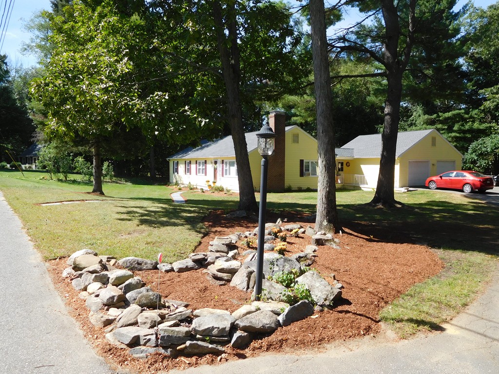 25 Old Farm Road Sturbridge, MA 01566 - Photo 1 of 16 Gallery Image 1