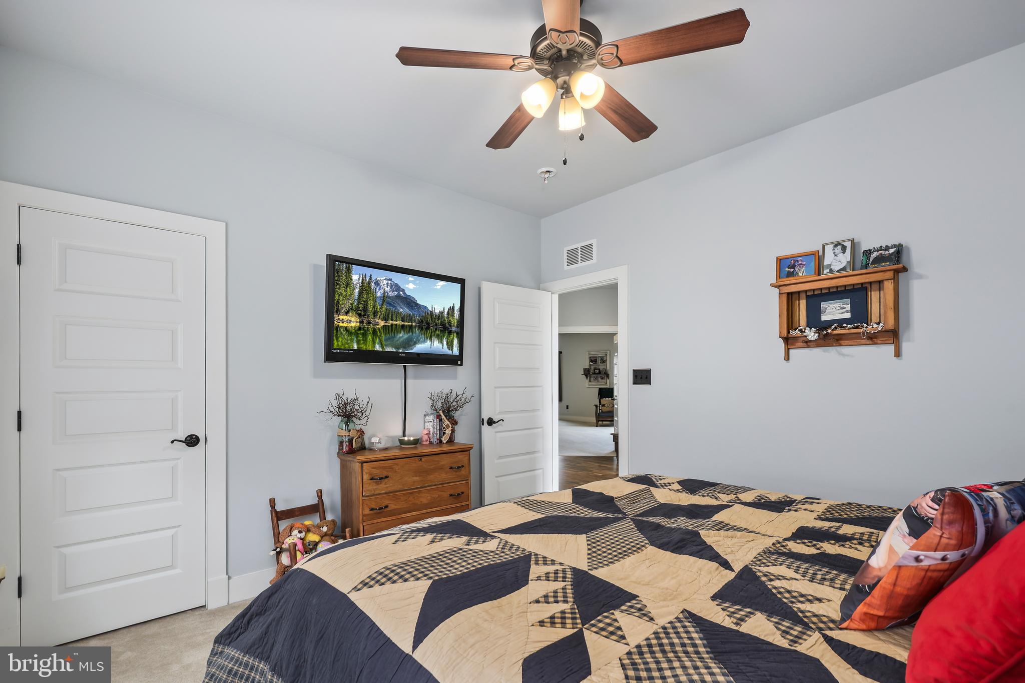 42722 Spinks Ferry Road Leesburg, VA 20176 - Photo 41 of 73 Gallery Image 41