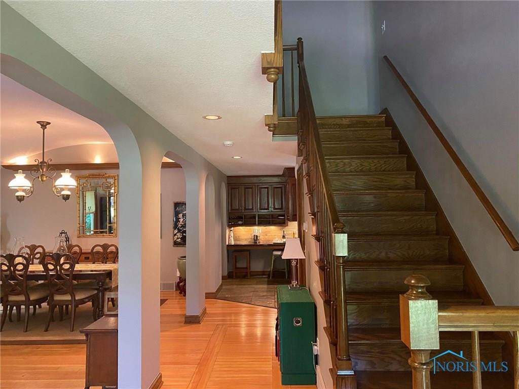 9509 Wolfinger Road Holland, OH 43528 - Photo 4 of 39 Gallery Image 4