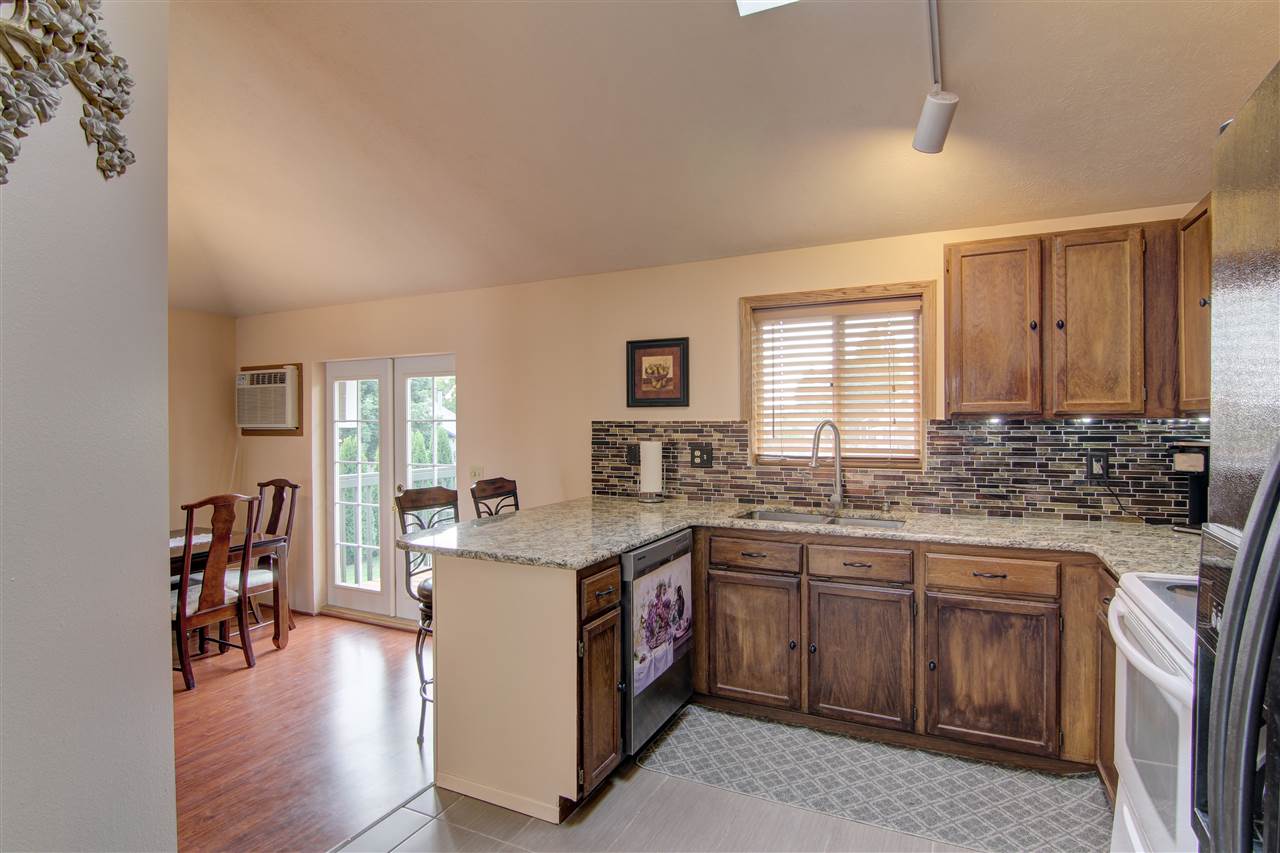 5005 North Lucille Road Spokane Valley, WA 99216 - Photo 6 of 20 Gallery Image 6