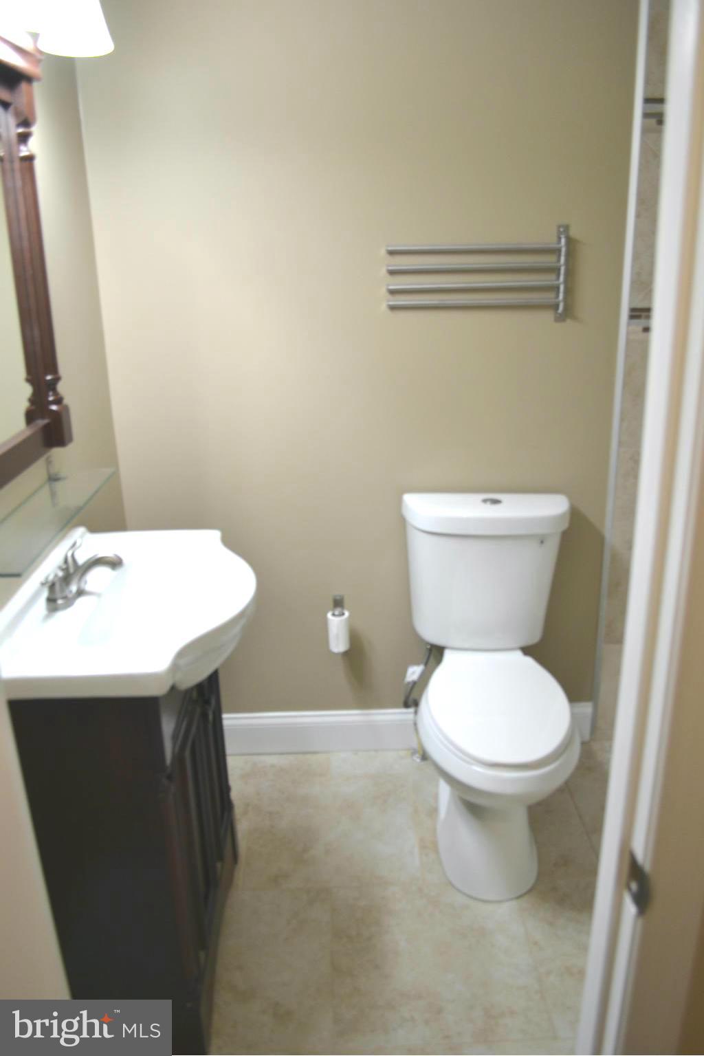 35 Ritters Lane Owings Mills, MD 21117 - Photo 18 of 26 Bath (Master)