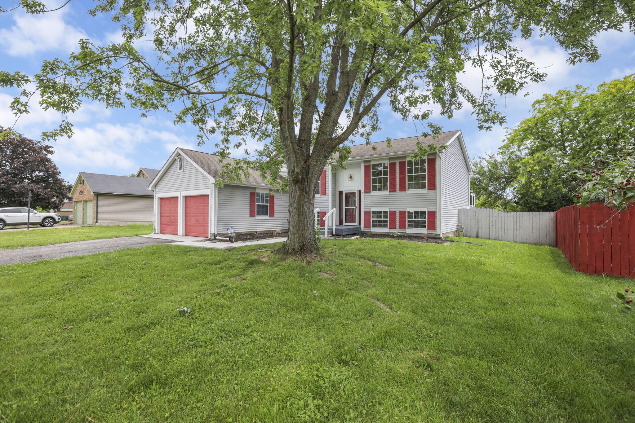 357 Old Ranch Court Galloway, OH 43119 - Photo 3 of 61