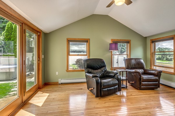 397 Concord Road Bedford, MA 01730 - Photo 17 of 30