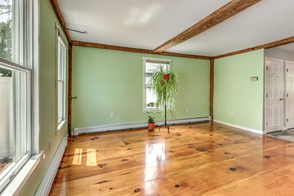 397 Concord Road Bedford, MA 01730 - Photo 5 of 30