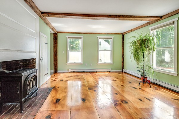 397 Concord Road Bedford, MA 01730 - Photo 7 of 30