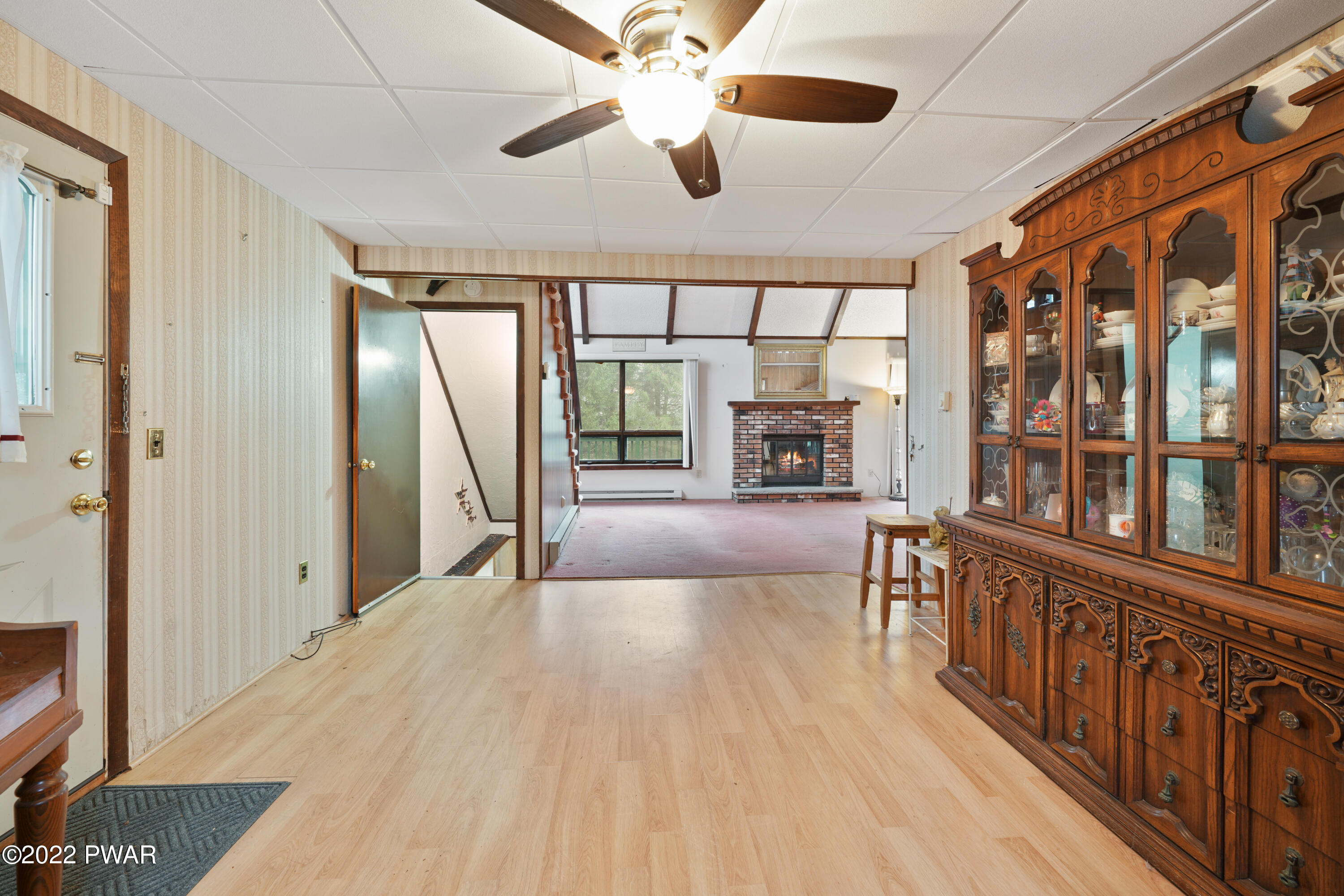 295 Gold Key Road Milford, PA 18337 - Photo 4 of 30