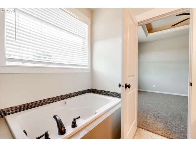 18753 Elder Road Oregon City, OR 97045 - Photo 17 of 30 Gallery Image 17