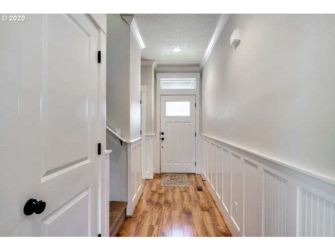 18753 Elder Road Oregon City, OR 97045 - Photo 4 of 30 Gallery Image 4