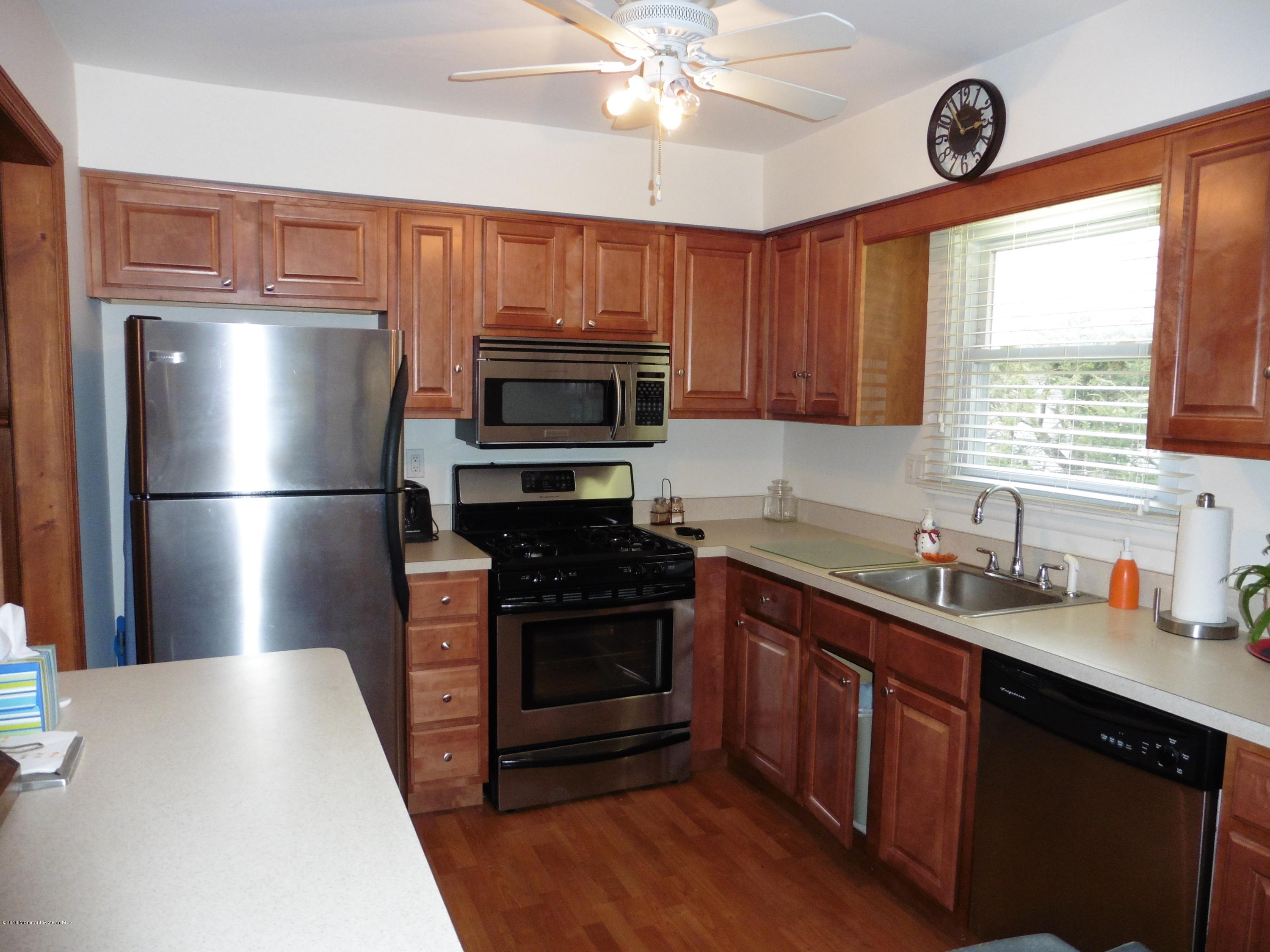 10 Poe Road Brick, NJ 08724 - Photo 14 of 26 P1010339