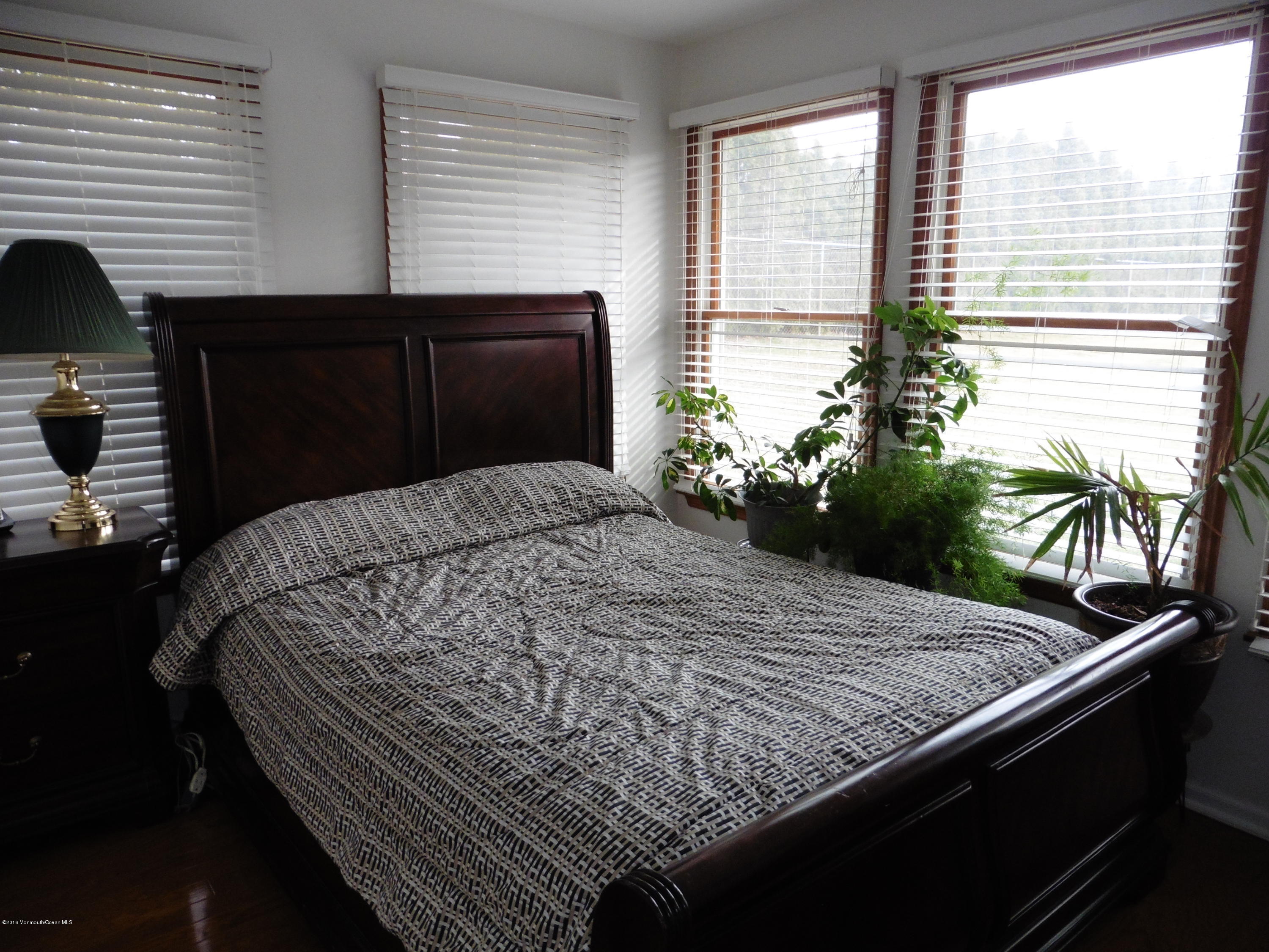 10 Poe Road Brick, NJ 08724 - Photo 10 of 26 P1010328